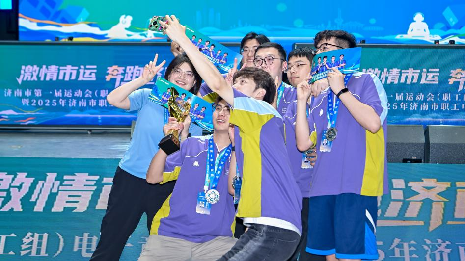 我可以帮你 我可以帮你